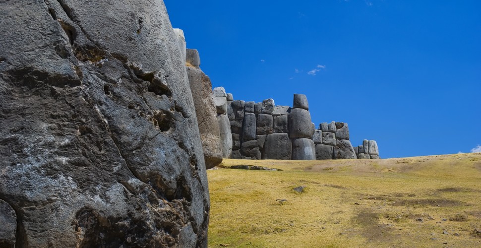 Sacsaywaman is one of Cusco´s 4 local ruins and the largest archaological site close to Cusco.