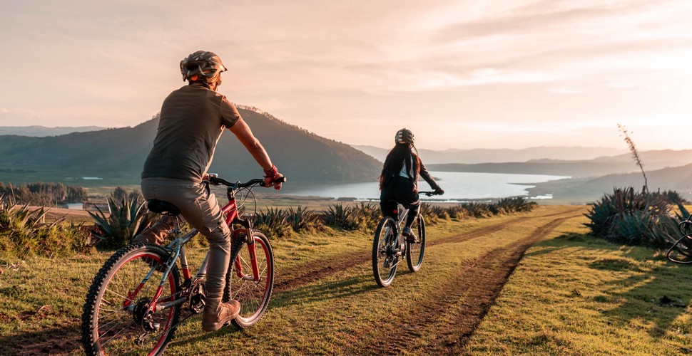 Cycling in The Sacred Valley near Piuray Lake