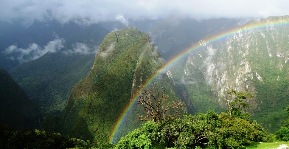 Rain means Rainbows on Macchu Picchu Tours!