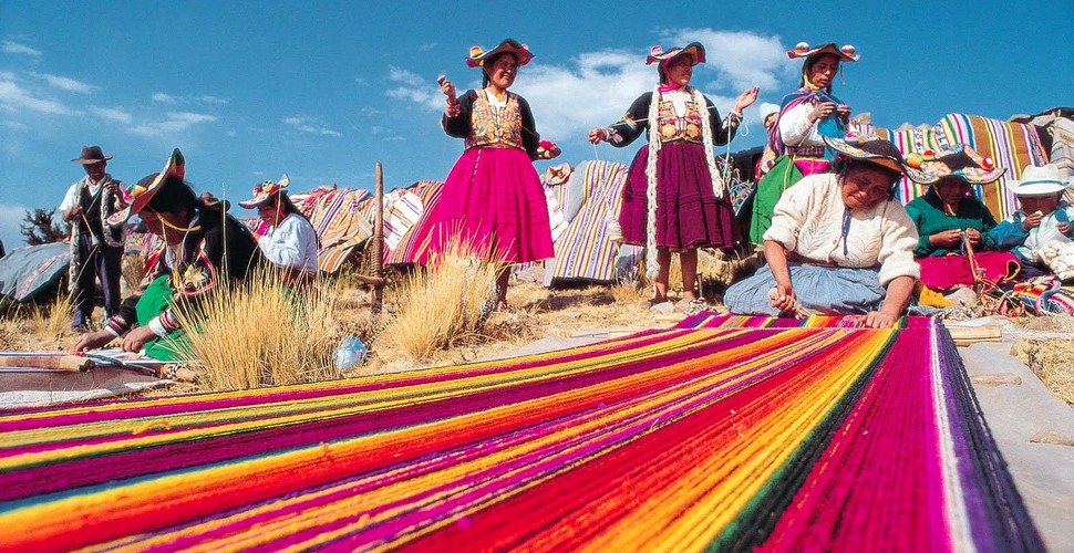 Local Weaving Communitiy on Lake Titicaca- Peru Travel packages.