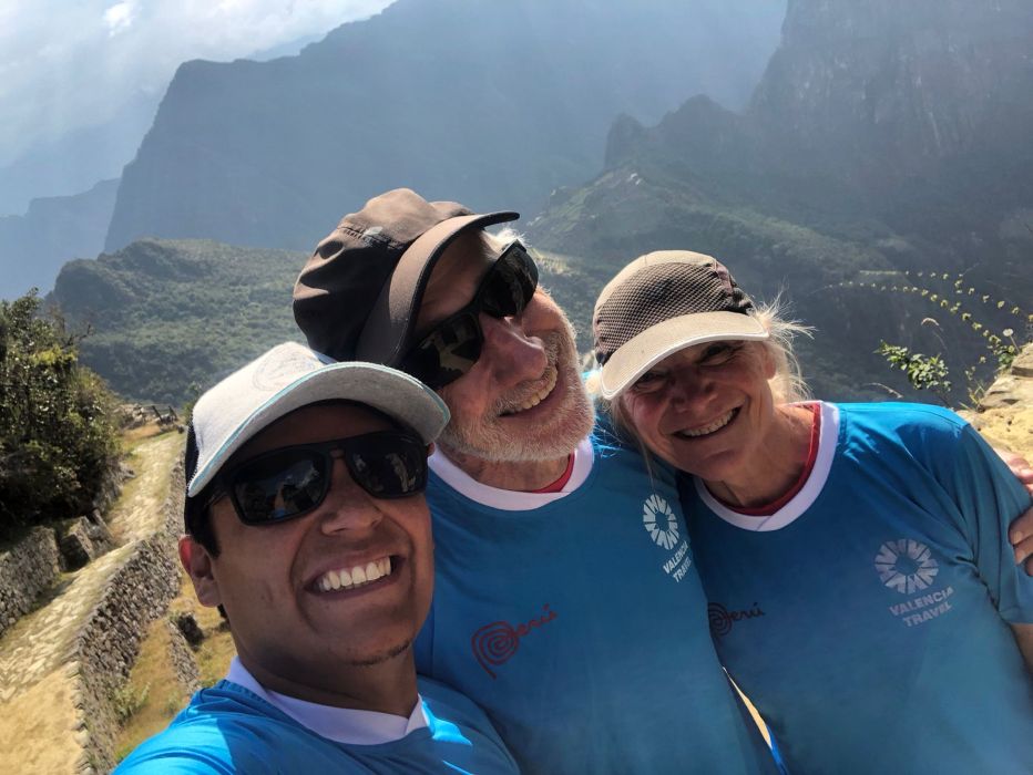 Machu Picchu Tour with Passengers